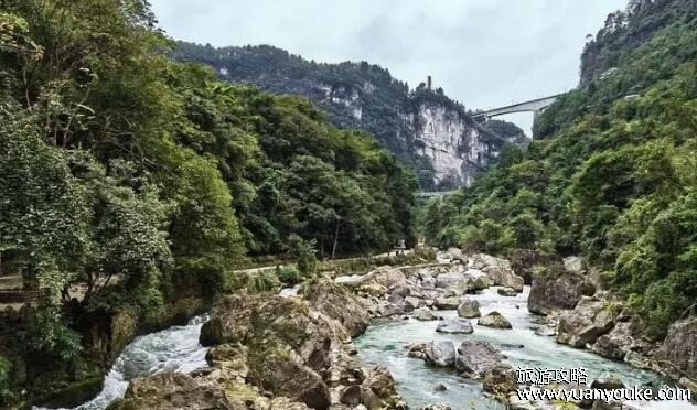 南江大峡谷在贵州哪个地方，在贵阳市开阳县(刺激惊险的景区)