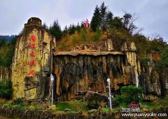 南江大峡谷在贵州哪个地方，在贵阳市开阳县(刺激惊险的景区)