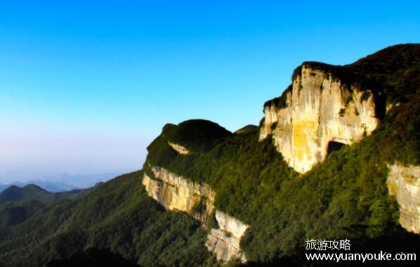 重庆金佛山好玩吗，值得一去的旅游景点(古代历史遗迹众多)
