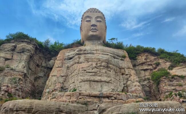 蒙山大佛在哪里，在山西省太原市(一尊历史悠久的巨大佛像)