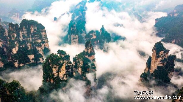 中秋去哪里旅游最好，黄山/桂林/张家界/九寨沟(风景独特壮观)