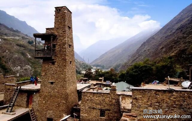 桃坪羌寨在哪里，在四川阿坝桃坪乡(风景美丽民俗独特)