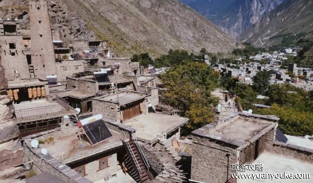 桃坪羌寨在哪里，在四川阿坝桃坪乡(风景美丽民俗独特)
