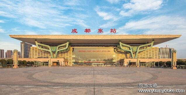 成都东站在哪个区，成都市成华区(车站周围就能体验地道成都味)