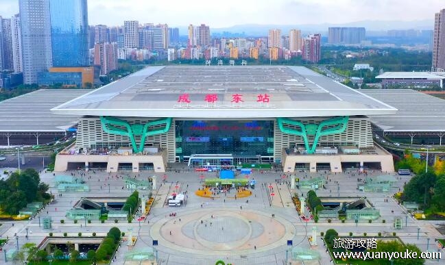 成都东站在哪个区，成都市成华区(车站周围就能体验地道成都味)