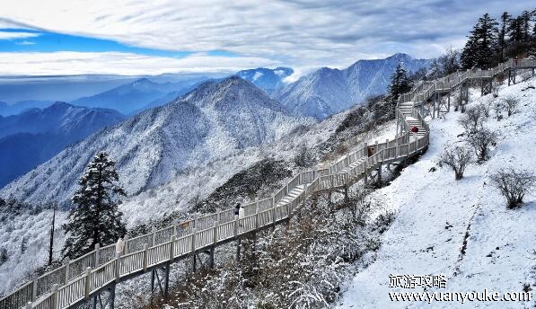 成都西岭雪山旅游攻略，交通方便景观丰富(成都最高山峰)