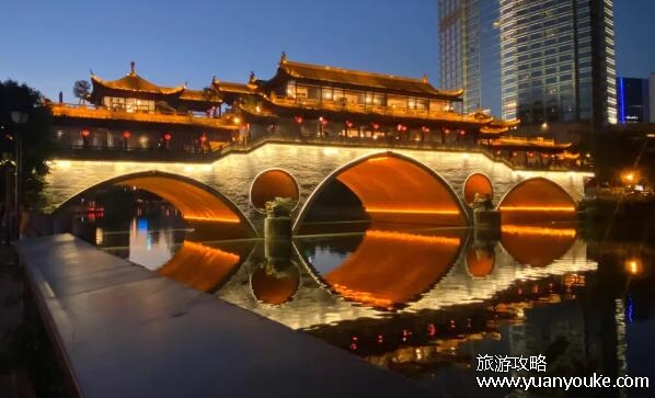 国庆去哪里旅游，推荐去北京/成都/杭州/厦门旅游(旅游风格多样)