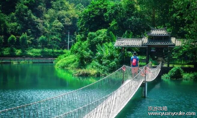 紫云谷在哪里，在广东省肇庆市广宁县(风景独特的著名旅游景点)