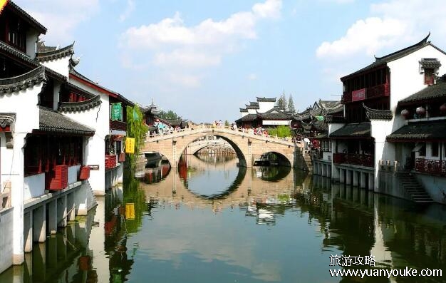 姑苏城是哪个城市，是江苏省苏州市的市中心(风景独具特色)