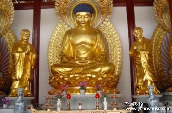 梵天寺供奉的是什么佛，是释迦牟尼佛(可以免费参观的寺庙景点)