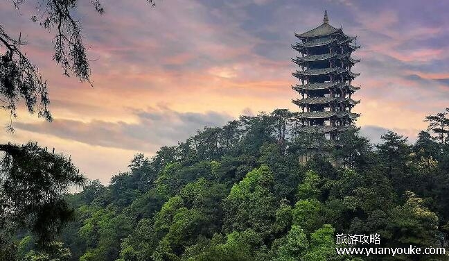 缙云山在哪里，在重庆市北碚区(风景壮丽的自然风景区)