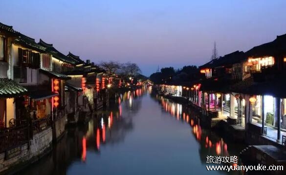 嘉兴西塘古镇好玩吗，值得一去的美丽古镇(独特的九龙治水布局)