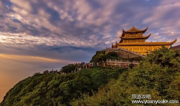 峨眉山风景区好玩吗，