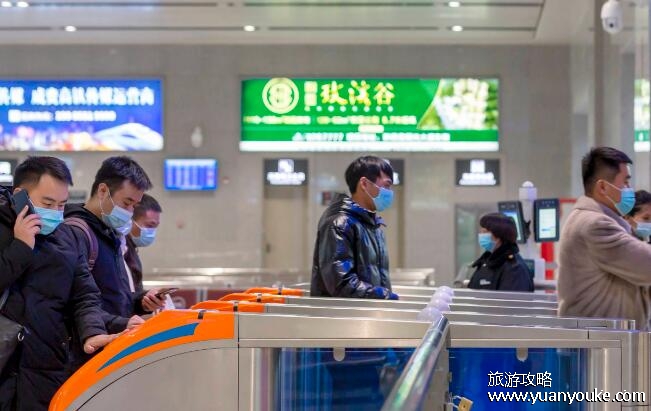 没有身份证可以坐高铁吗，可以(3个方法正常乘坐高铁)