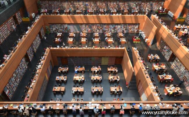 国家图书馆开放时间