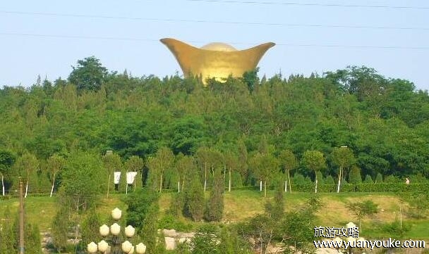 元宝山景区好玩吗，具有少数民族特色的自然景区(人文魅力独特)