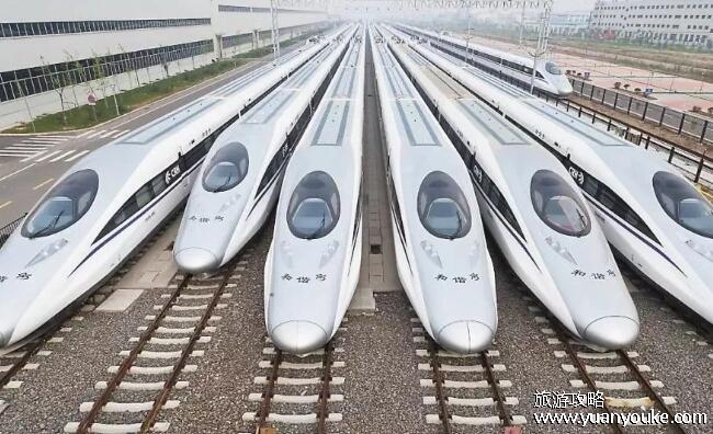 成都去昆明怎么去方便，根据需求和预算决定最佳出行方式