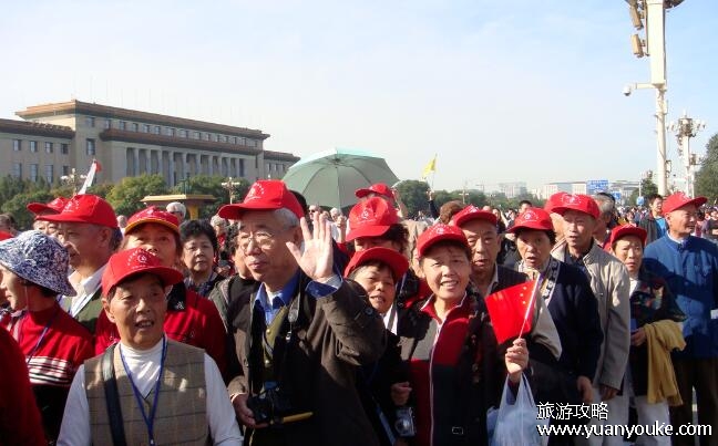 老年旅游团去哪报名，4种方法报名老年旅游团