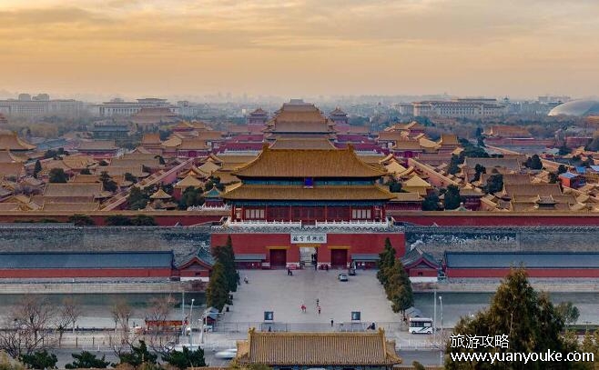 故宫是哪个朝代建的
