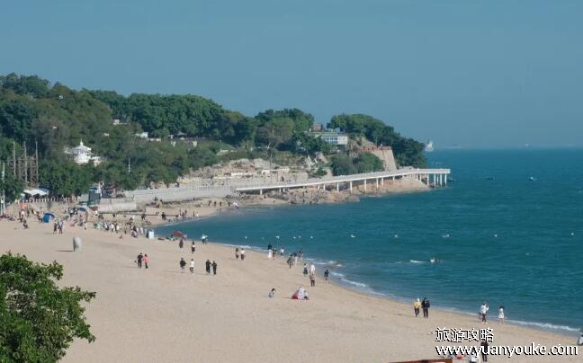 海边去哪里旅游最好，青岛、厦门、三亚(景点推荐)