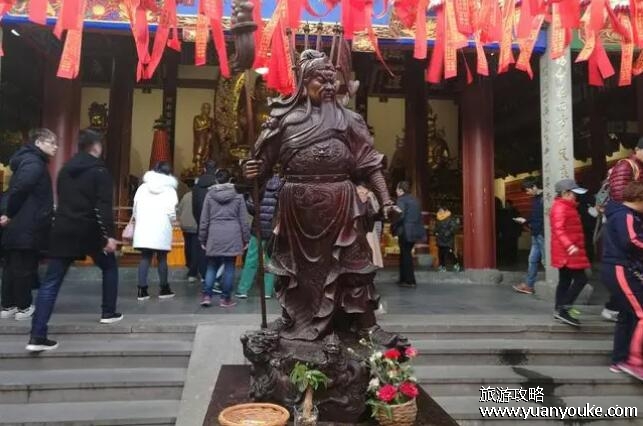 灵顺寺门票价格是多少，只要8块钱(杭州最早的寺庙之一)