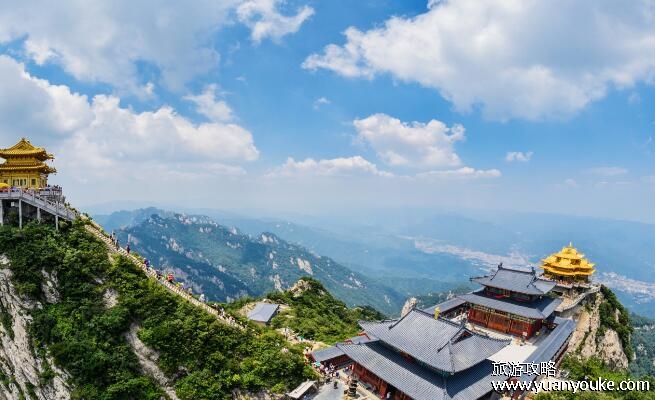 老君山风景区在哪里，河南省洛阳市栾川县(老君山上各项费用详情)