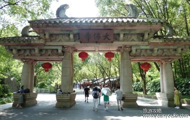 新昌大佛寺门票多少一张，全票80元一张(有许多优惠策略)