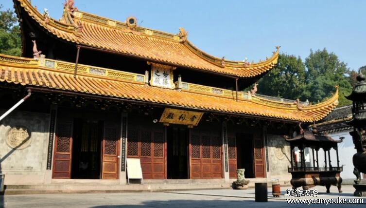 阿育王寺门票多少钱，门票免费可以自由进出(具有1700年历史)