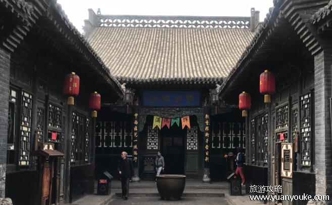 平遥古城5个必去景点，平遥古县衙每天有三次县太爷审案表演