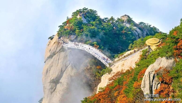 天堂寨风景区在安徽哪里，在黄山市(名胜古迹众多的自然风景区)