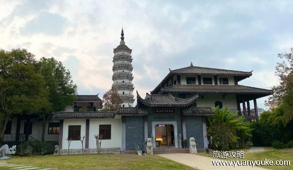 振风塔多少年历史，具有600多年的悠久历史(长江著名地标建筑之一)