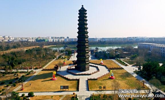 开封铁塔公园门票多少钱，40元一人(开放时间为早八点至晚六点)
