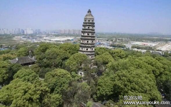 虎丘塔为什么斜而不倒，倾斜幅度没达到倒塌的程度(结构稳固)