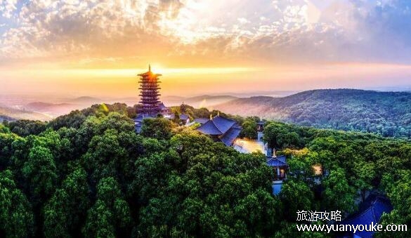 紫蓬山属于合肥哪个区，在庐江县(风景美丽的自然人文宝库)
