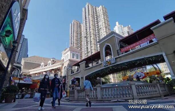 光谷步行街游玩攻略大全，最顶级的购物天堂之一(知名商铺众多)