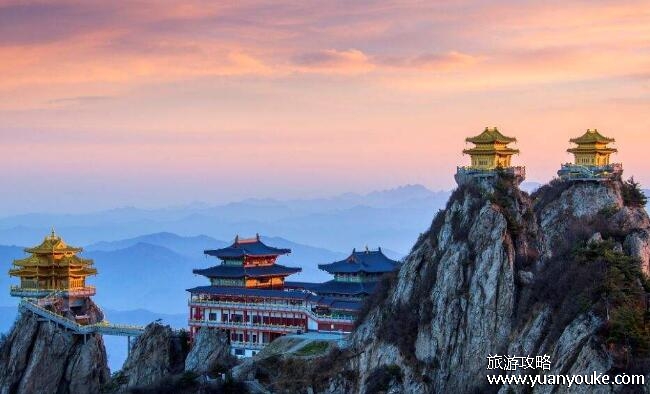 老君山风景区门票价格，成人100元学生50元(老君山详细价格费用)