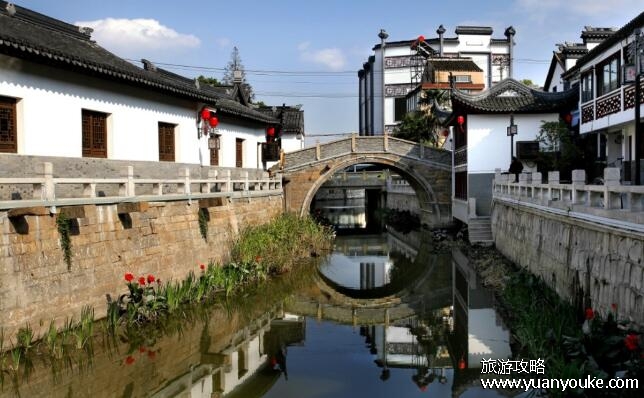 上海罗店古镇要门票吗，不需要门票(美食丰富的独特小镇)
