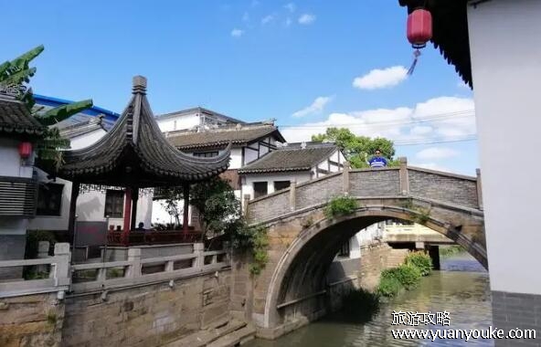 上海罗店古镇要门票吗，不需要门票(美食丰富的独特小镇)