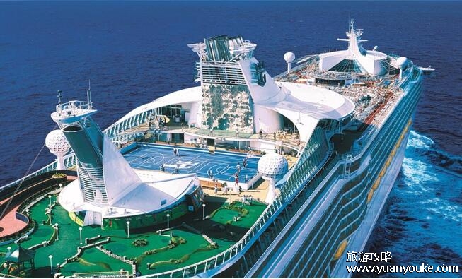 乘坐邮轮旅游要多少钱，2000至30000元不等(影响邮轮价格的因素)