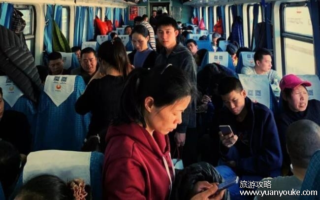 无座票就是一直站着吗，不是(看到有空余的座位可以坐下)