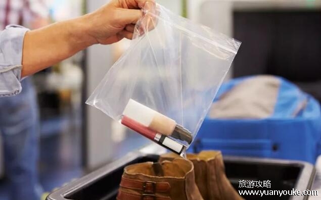 150ML水乳能过安检吗，装在一起不能过(分开装一个办理托运可以过)