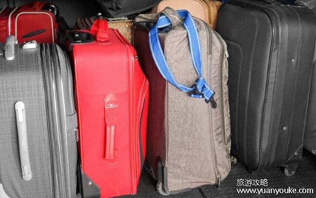 登机箱最大尺寸，随身携带和托运行的李箱尺寸要求(部分航空公司不同)