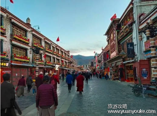 拉萨旅游，游玩景点攻略（必打卡的4大景点）