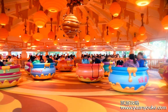 上海迪士尼乐园门票价格2023年，常规日475元/人（必去游玩项目推荐）