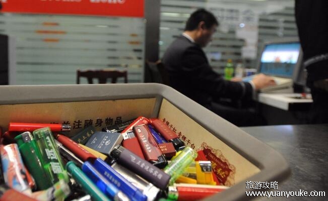 飞机托运不能带什么，详细介绍(只能随身携带不能托运的物品)