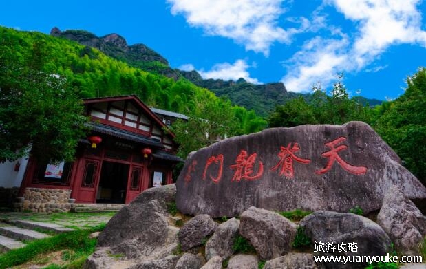 龙门山最高峰海拔多少米，最高海拔为5364米()