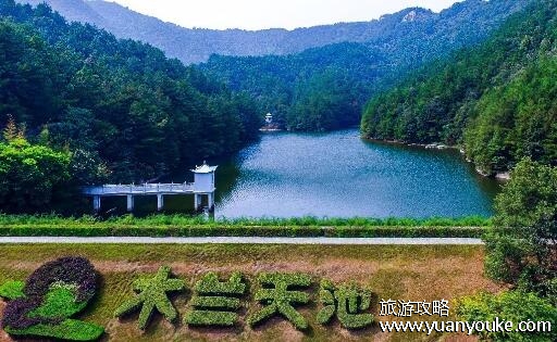 木兰天池风景区在哪里，湖北武汉的黄陂区(景色宜人的美丽景区)