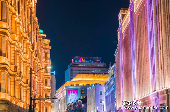 上海旅游必去景点推荐，必打卡的景点（上海外滩被誉为“东方巴黎”