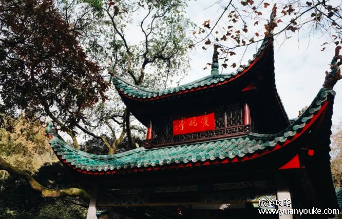 长沙旅游攻略景点必去，排名前十的景点（岳麓山必去之地）