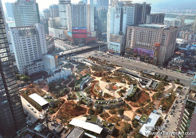 长沙旅游攻略景点必去，排名前十的景点（岳麓山必去之地）
